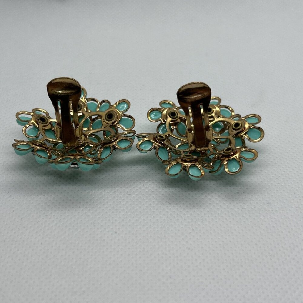 Vintage 50-60s Floral Cluster Clip On Earrings with Clear Rhinestones Turquoise - Picture 4 of 5